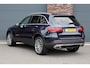 Mercedes-Benz GLC 300e 4MATIC AMG Line | Distronic+ | Memory | Trekhaak | HUD | Verwarmd Stuurwiel | Leder | Keyless Go | Augmented Reality |