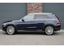 Mercedes-Benz GLC 300e 4MATIC AMG Line | Distronic+ | Memory | Trekhaak | HUD | Verwarmd Stuurwiel | Leder | Keyless Go | Augmented Reality |