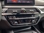 BMW 5-Serie Touring 520i 184PK Automaat M-Sport | LASER LED | COMFORTSTOELEN | CAMERA | STOELVERWARMING | SHADOW LINE |