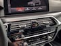 BMW 5-Serie Touring 520i 184PK Automaat M-Sport | LASER LED | COMFORTSTOELEN | CAMERA | STOELVERWARMING | SHADOW LINE |