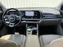 Kia Sportage 1.6 T-GDi Hybrid ExecutiveLine / Dealer onderhouden / Fabrieksgarantie t/m 23-04-2031 / Trekgewicht 1650 kg / Elektrische achterklep / Harman/Kardon Audio Systeem / Glazen schuif- en kanteldak / Rondomzicht camera / Stuur- Stoel & Achterbank verwarming / Adaptief cruise control / Stoelventilatie /