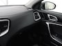 Kia Ceed 1.5 T-GDi DynamicPlusLine | Stoelverwarming | Adaptive cruise | Camera | Carplay | Half leder | Stuurverwarming | Navigatie | Full LED | Side Assist | Climate control | Parkeerhulp | Keyless | Elektrische klep