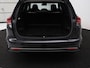 Kia Ceed 1.5 T-GDi DynamicPlusLine | Stoelverwarming | Adaptive cruise | Camera | Carplay | Half leder | Stuurverwarming | Navigatie | Full LED | Side Assist | Climate control | Parkeerhulp | Keyless | Elektrische klep