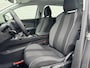 Peugeot 5008 1.2 PureTech Blue Lease Executive 7P Navi Camera Carplay Clima
