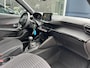 Peugeot 2008 1.2 Turbo 100 PK Active Pack | Navigatie Via Telefoon | Camera | Parkeersensoren Achter | Cruise Control | Climate control | LED Dagrijverlichting |