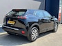 Peugeot 2008 1.2 Turbo 100 PK Active Pack | Navigatie Via Telefoon | Camera | Parkeersensoren Achter | Cruise Control | Climate control | LED Dagrijverlichting |