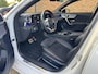 Mercedes-Benz A-klasse AMG Pakket | 1e Eigenaar | NAP | Panoramadak | Burmester | 360° Camera | Adaptieve Cruise Control