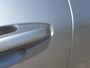 Volvo V60 2.0 T6 Recharge AWD Business Pro | SoH 97,35% | Stuurwiel en stoelen verwarmd | Achteruitrijcamera |