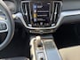 Volvo V60 2.0 T6 Recharge AWD Business Pro | SoH 97,35% | Stuurwiel en stoelen verwarmd | Achteruitrijcamera |