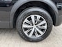 Peugeot 2008 1.2 Turbo 100 PK Active Pack | Hoge Instap | Achteruitrij-Camera | LED-Dagrijverlichting | Stoelverwarming | Apple-Carplay | Climate Control | Dealer Onderhouden | Cruise Control |
