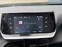 Peugeot 2008 1.2 Turbo 100 PK Active Pack | Hoge Instap | Achteruitrij-Camera | LED-Dagrijverlichting | Stoelverwarming | Apple-Carplay | Climate Control | Dealer Onderhouden | Cruise Control |