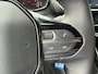 Peugeot 2008 1.2 Turbo 100 PK Active Pack | Hoge Instap | Achteruitrij-Camera | LED-Dagrijverlichting | Stoelverwarming | Apple-Carplay | Climate Control | Dealer Onderhouden | Cruise Control |