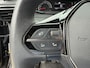 Peugeot 2008 1.2 Turbo 100 PK Active Pack | Hoge Instap | Achteruitrij-Camera | LED-Dagrijverlichting | Stoelverwarming | Apple-Carplay | Climate Control | Dealer Onderhouden | Cruise Control |