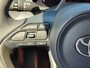 Toyota Yaris Cross 1.5 Hybrid 115 DYNAMIC NIEUW DIRECT LEVERBAAR! STOEL/STUURVERW PARK-SENSOREN BLIND SPOT KEYLESS NAVI LED 17'' LM-VELGEN APPLE/ANDROID CAMERA