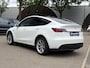 Tesla Model Y Long Range AWD 75 kWh SOH 92% | AFNEEMBARE TREKHAAK| ENHANCED AUTOPILOT| RESTERENDE ALGEMENE FABRIEKSGARANTIE TESLA T/M 03-2028 OF 80.000KM| ACCU + AANDRIJFLIJN T/M 03-2032/ 192.000KM| RIJKLAAR GELEVERD