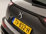 DS 7 Crossback 1.6 PureTech Performance Line 181Pk Automaat (PANORAMADAK, APPLE CARPLAY, GROOT NAVI, LEDER/ALCANTARA, SPORTSTOELEN, TREKHAAK, PARKEERSENSOREN, NIEUWSTAAT)