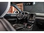 Volvo XC40 1.5 T4 Recharge R-Design Expression Pano | Stuur-Stoelverwarming