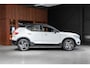 Volvo XC40 1.5 T4 Recharge R-Design Expression Pano | Stuur-Stoelverwarming