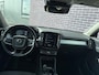 Volvo XC40 2.0 T4 Momentum | Parkeer Camera | Keyless Entry | Stoelverwarming | Trekhaak | Cruise Control | All-season banden |
