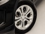 Land Rover Discovery Sport P200 2.0 S 200Pk Automaat (APPLE CARPLAY, GROOT NAVI, CAMERA, LEDER, STUUR/STOELVERWARMING, SPORTSTOELEN, KEYLESS, NIEUWE APK, NIEUWSTAAT)