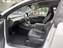 Tesla Model Y Y Long Range RWD 75 kWh SOH 97% |26.000KM! | AFNEEMBARE TREKHAAK| RESTERENDE ALGEMENE FABRIEKSGARANTIE TESLA T/M 02-2029 OF 80.000KM| ACCU + AANDRIJFLIJN T/M 02-2033/ 192.000KM| RIJKLAAR GELEVERD