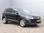 Volkswagen Tiguan 1.4 TSI R-Line LED PDC Alcantara Trekhaak Navi
