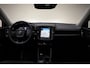 Volvo XC40 2.0 T4 AWD [ LED Navigatie Stoelverwarming ]
