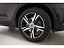 Volvo XC40 2.0 T4 AWD [ LED Navigatie Stoelverwarming ]
