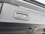 Volvo V60 B4 R-Design | 18" | Trekhaak | Elektr. verst. best. Stoel | Adaptieve Cruise | BLIS | Keyless | Elektr. Achterklep