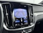 Volvo V60 B4 R-Design | 18" | Trekhaak | Elektr. verst. best. Stoel | Adaptieve Cruise | BLIS | Keyless | Elektr. Achterklep