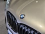 BMW X1 xDrive25e High Executive Sportline | Bruin leder | Camera | HUD | Trekhaak | 4x4