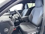 Volvo EX30 P5 Extended Range Core 69kWh | 18" | Stoel/Stuurverwarming | Warmtepomp | Getint Glas | Adaptieve Cruise | BLIS | Parkeercamera | Parkeerverwarming