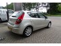 Hyundai i30 1.6i Dynamic Luxe NIEUW APK AIRCO NAVI