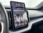 Volvo EX30 P5 Extended Range Core 69kWh | 18" | Stoel/Stuurverwarming | Warmtepomp | Getint Glas | Adaptieve Cruise | BLIS | Parkeercamera | Parkeerverwarming