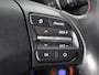 Hyundai Kona 1.0T Premium Two-Tone Sport | Apple Carplay & AndroidAUTO | Stoel ventilatie / Verwarming | Head-Up display |