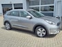 Kia Niro Hybrid 1.6 GDi DynamicLine - CAMERA - CARPLAY / ANDROID - CLIMA - CRUISE -