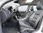 Volvo XC70 2.0 T5 FWD Summum | Trekhaak | Schuifdak | Parkeersensoren | BLIS | Cruise Control Adaptief | Lederen Bekleding | Bi-Xenon | Stoelverwarming | Elektrische Achterklep