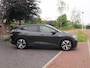 Volkswagen ID.4 Family 77 kWh | Panoramadak | Trekhaak | Sfeerverlichting | Camera | Apple Carplay |