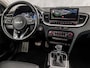 Kia Xceed 1.6 GDi PHEV DynamicPlusLine 141Pk Automaat (APPLE CARPLAY, LEDER, CAMERA, TREKHAAK, ADAPTIVE CRUISE CONTROL, STUURVERWARMING, STOELVERKOELING/VERWARMING, ELEKTRISCHE STOELEN, LEDER DASHBOARD, KEYLESS ENTRY, NIEUWSTAAT)
