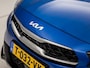 Kia Xceed 1.6 GDi PHEV DynamicPlusLine 141Pk Automaat (APPLE CARPLAY, LEDER, CAMERA, TREKHAAK, ADAPTIVE CRUISE CONTROL, STUURVERWARMING, STOELVERKOELING/VERWARMING, ELEKTRISCHE STOELEN, LEDER DASHBOARD, KEYLESS ENTRY, NIEUWSTAAT)