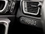 Kia Xceed 1.6 GDi PHEV DynamicPlusLine 141Pk Automaat (APPLE CARPLAY, LEDER, CAMERA, TREKHAAK, ADAPTIVE CRUISE CONTROL, STUURVERWARMING, STOELVERKOELING/VERWARMING, ELEKTRISCHE STOELEN, LEDER DASHBOARD, KEYLESS ENTRY, NIEUWSTAAT)