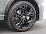 Volkswagen Tiguan 1.5 eHybrid R-Line Edition 272PK DSG Pano-Schuifdak, Black Style, Leder, Memorystoel, Trekhaak, 20" LM Velgen, Head-Up Display, Matrix LED-Verlichting, 360gr. Camera, Navi, Elektr. Achterklep