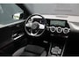 Mercedes-Benz B-klasse 200 Business Solution AMG | Incl. 12 Maanden garantie | Stoelverwarming | Elektrische trekhaak | Cruise control | Climate control | Parkeersensoren | Parkeercamera | Navigatie |
