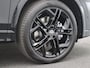 Volkswagen Tiguan 1.5 eHybrid R-Line Edition 272PK DSG Panoramadak, Trekhaak, 20" LM Velgen, Black Style, 360gr. Camera, Head-Up Display, Navi via Apple Carplay/Android Auto