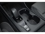 Volvo XC40 B4 Business Edition | 20' Lichtmetalen velgen | Keyless | BLIS | Adaptieve Cruise Control | Pilot Assist | Elektrische achterklep | Parkeer Camera | Extra getint glas | Stoel en stuurverwarming |