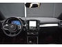 Volvo XC40 B4 Business Edition | 20' Lichtmetalen velgen | Keyless | BLIS | Adaptieve Cruise Control | Pilot Assist | Elektrische achterklep | Parkeer Camera | Extra getint glas | Stoel en stuurverwarming |