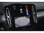 Volvo XC40 B4 Business Edition | 20' Lichtmetalen velgen | Keyless | BLIS | Adaptieve Cruise Control | Pilot Assist | Elektrische achterklep | Parkeer Camera | Extra getint glas | Stoel en stuurverwarming |