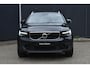 Volvo XC40 B4 Business Edition | 20' Lichtmetalen velgen | Keyless | BLIS | Adaptieve Cruise Control | Pilot Assist | Elektrische achterklep | Parkeer Camera | Extra getint glas | Stoel en stuurverwarming |