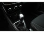 Renault Clio Estate 1.2 TCe Limited 120 pk | Trekhaak | Cruise Control | Bluetooth | Airco | PDC+A | DAB | Navi
