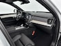 Volvo XC90 T8 Ultra Black Edition Executive | 22" | Gelaagd & Getint Glas | Geintegreerd kinderzitje | Luchtvering | Geventileerd Nappa | Bowers & Wilkins | Stoelmassage | Panoramadak | Head-Up | 360 Camera | Matrix LED